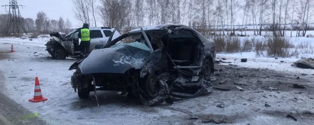 Водитель «Форда» погиб в аварии под Омском
